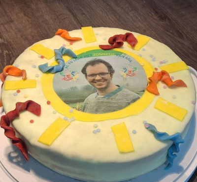 Taart omdat Jeroen 10 jaar bij ons in dienst is!
